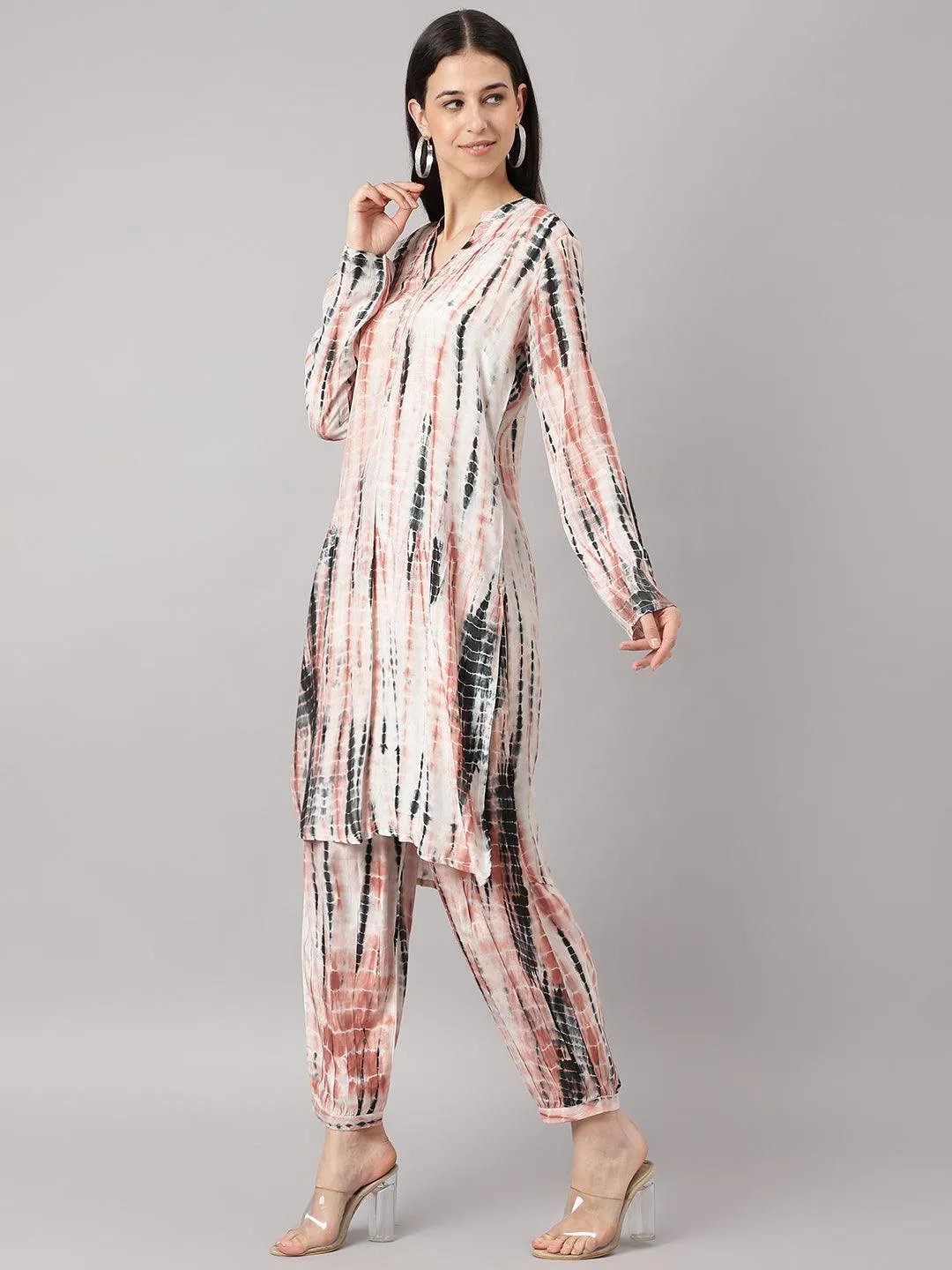Cream Muslin Tie And Dye Kurta With Ham Cuffed Pant Set