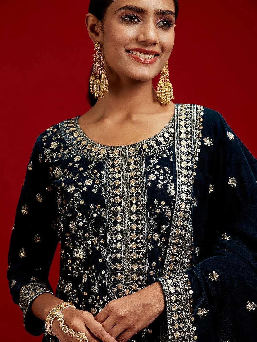 Jashvi Art Teal Embroidered Velvet Straight Suit With Dupatta