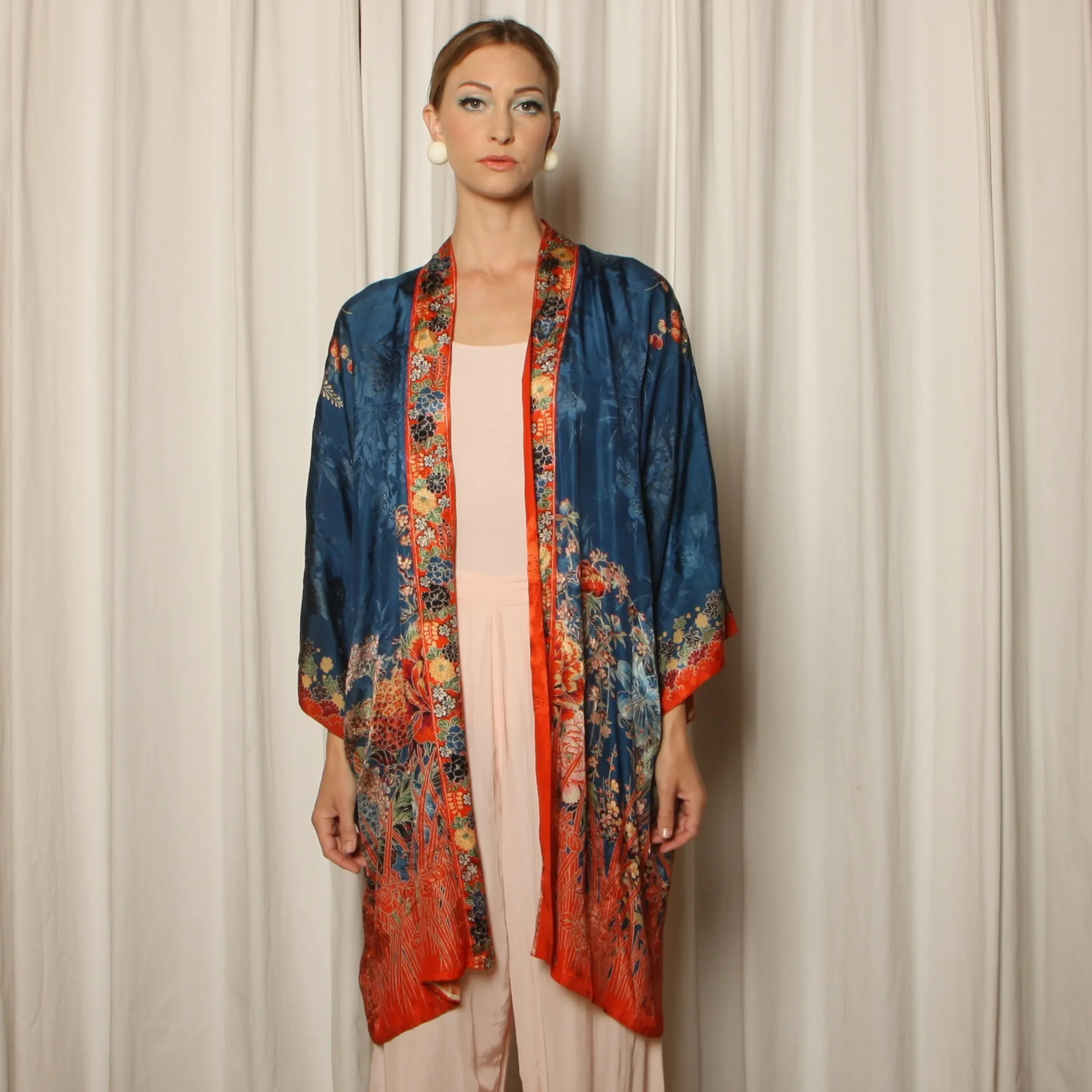 Vintage 40's/50's Japanese Floral Rayon Kimono Jacket