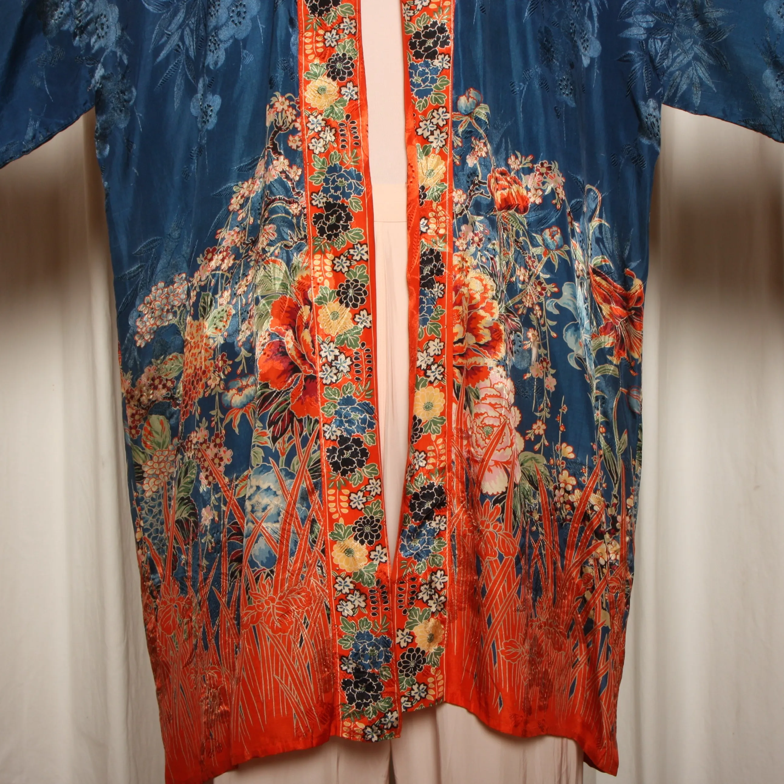 Vintage 40's/50's Japanese Floral Rayon Kimono Jacket