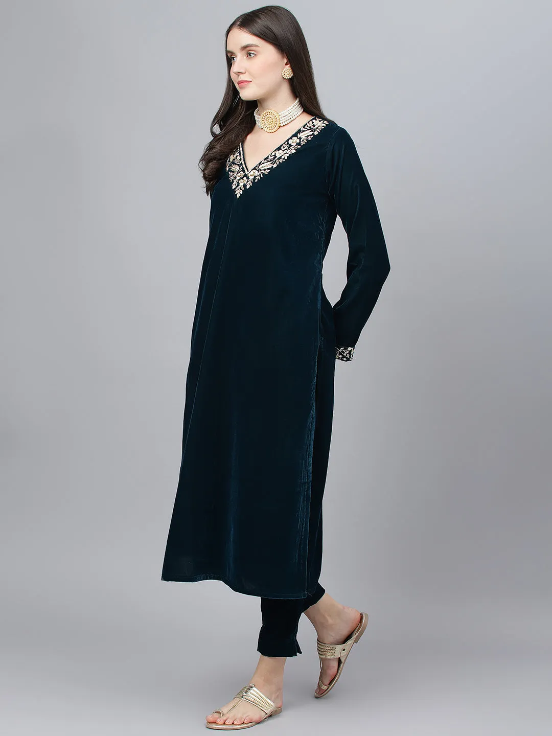Women Teal Green Valvet Hand Work Kurta Pant With Organza Dupatta Set